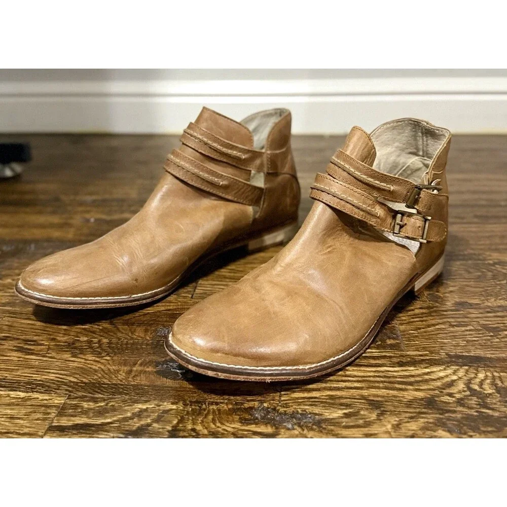 Free People Braeburn Brown Distressed Leather Buckle Ankle Boot Womens Sz 9.5/40